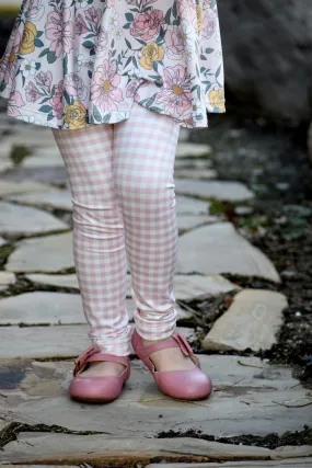 Leggings/Capris/Shorts - Dancing in Flowers