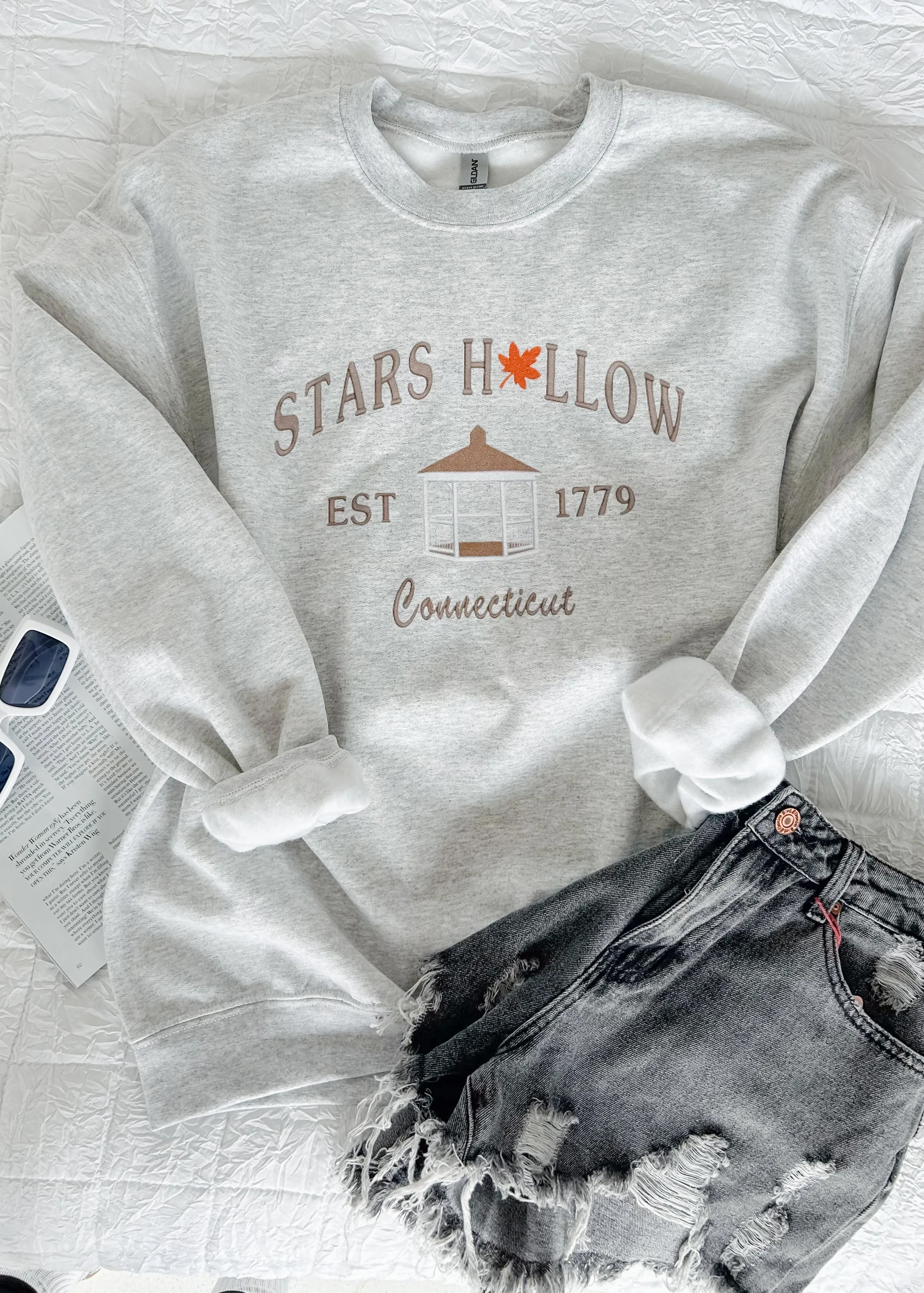 "Stars Hollow" Graphic Sweatshirt (Sporty Grey)